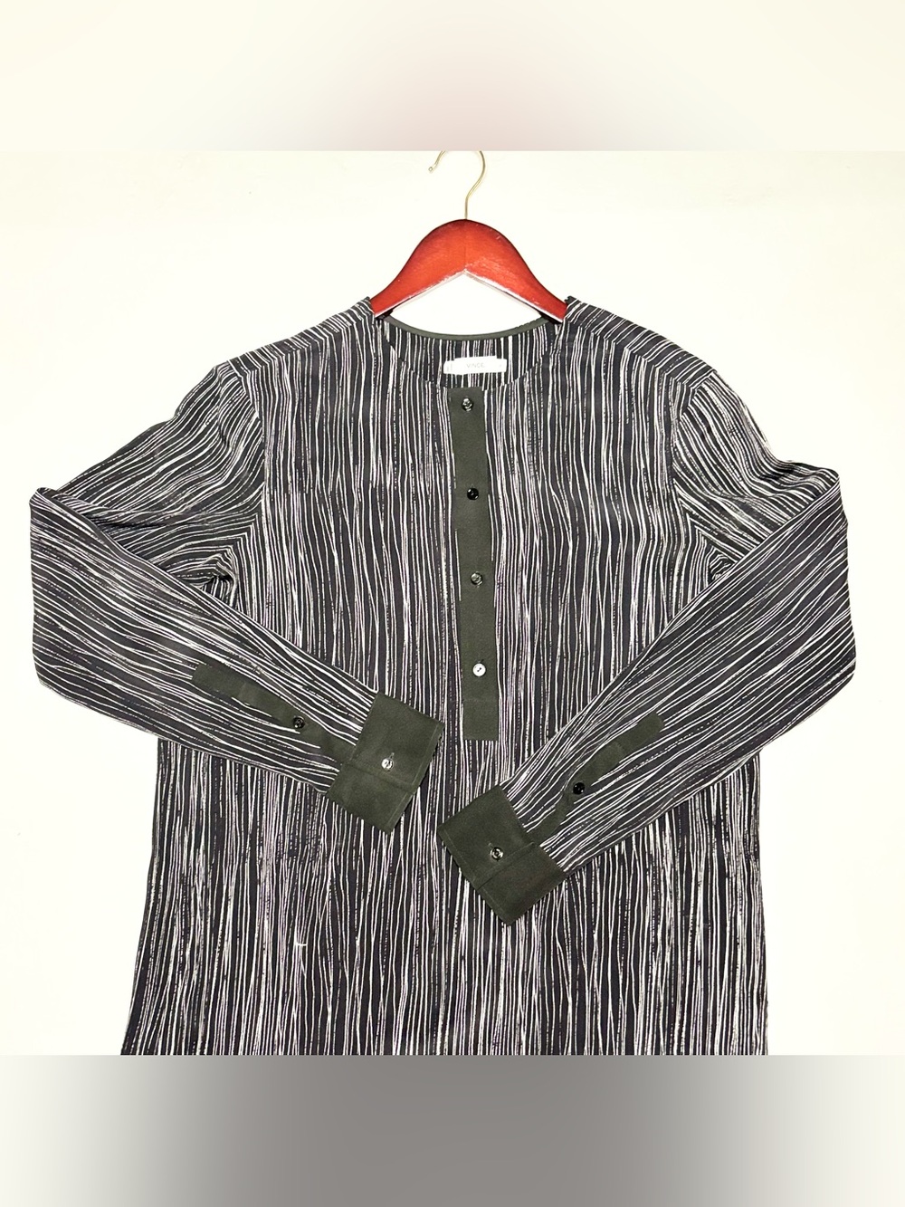 Vince 100% Silk Striped Black and White Long Sleeve Tunic Dress - Picture 4 of 7